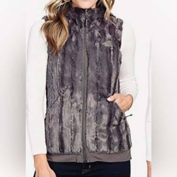 The North Face Women's Furlander Faux Fur Hooded Vest in a gray. Small. - Picture 7 of 7